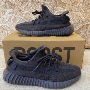 Ye*z y 350 V2 Women's Sneakers Black.